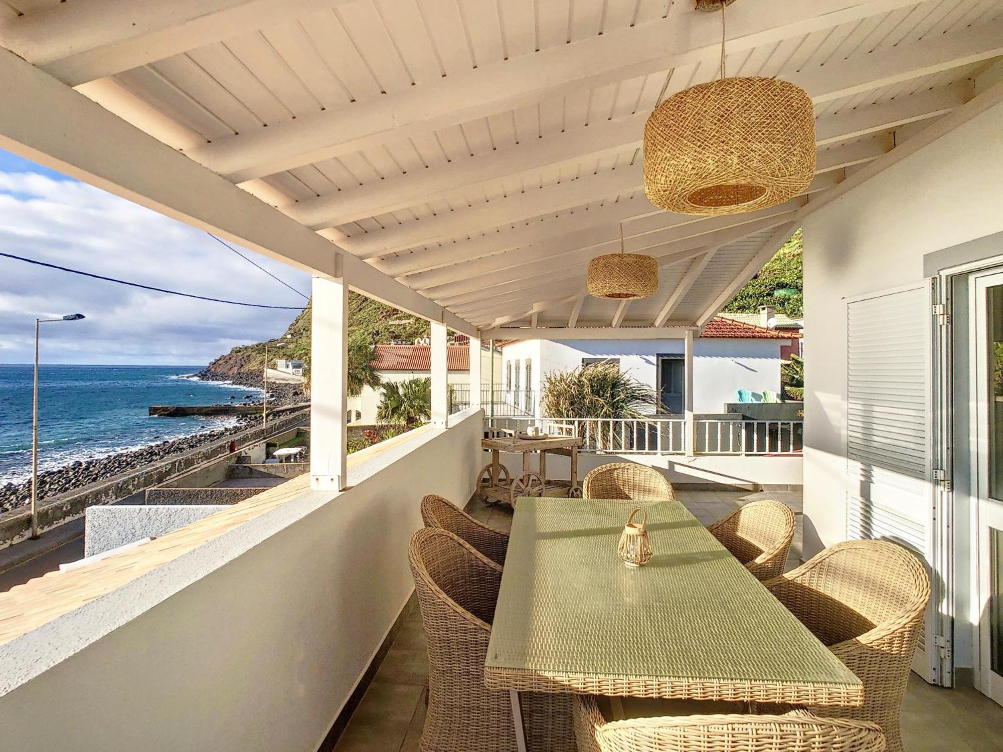 Naya Beach House By Lovelystay Malseira Екстериор снимка
